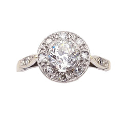 "Entourage" Ring in White Gold and Diamonds