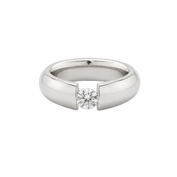 White Gold Solitaire Ring with Diamond