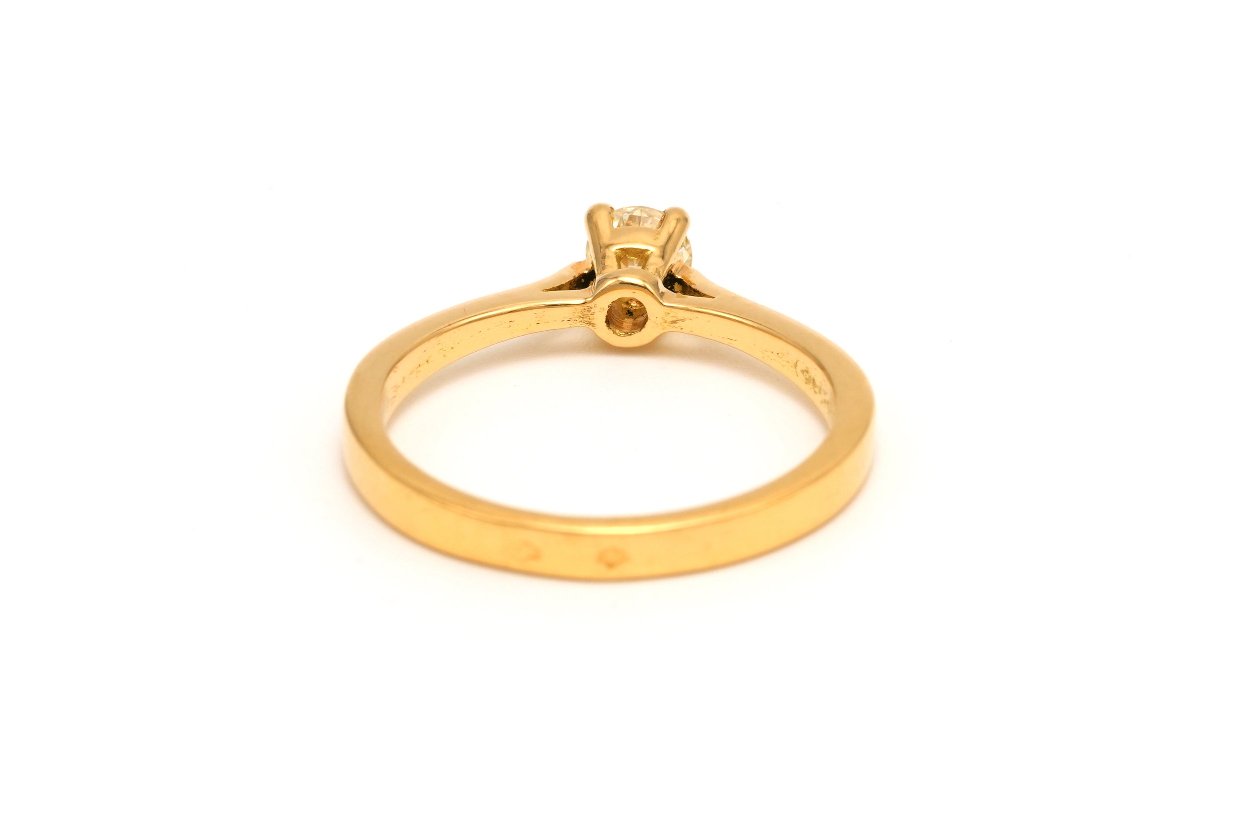 Bague Solitaire en or jaune et diamant
