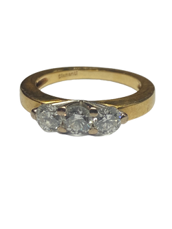 18K Gold Ring with 0.35 CT Diamonds (x3) (Size 53)