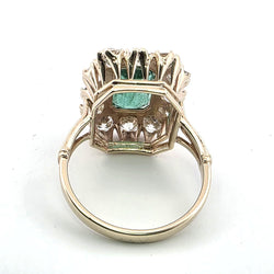 "Entourage" Ring in Yellow Gold, Emerald, and Diamonds