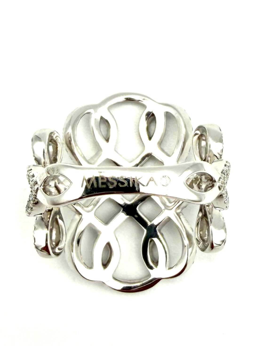 MESSIKA. "Promess" Collection, 18K white gold ring with diamonds
