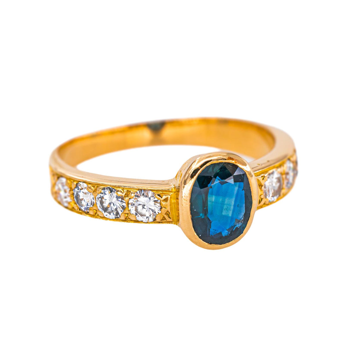 Yellow gold Sapphire Ring