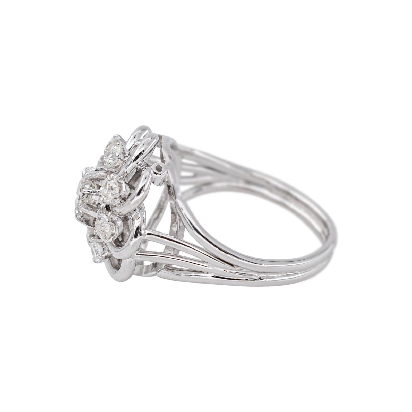 Marguerite Ring, White gold with Diamond