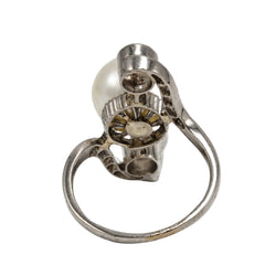 Trilogy Ring in Platinum, Pearl, and Diamonds