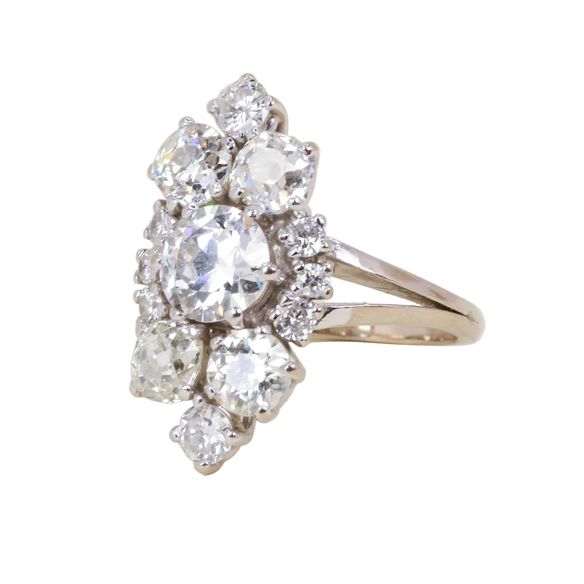 Bague Marquise en or blanc et diamants