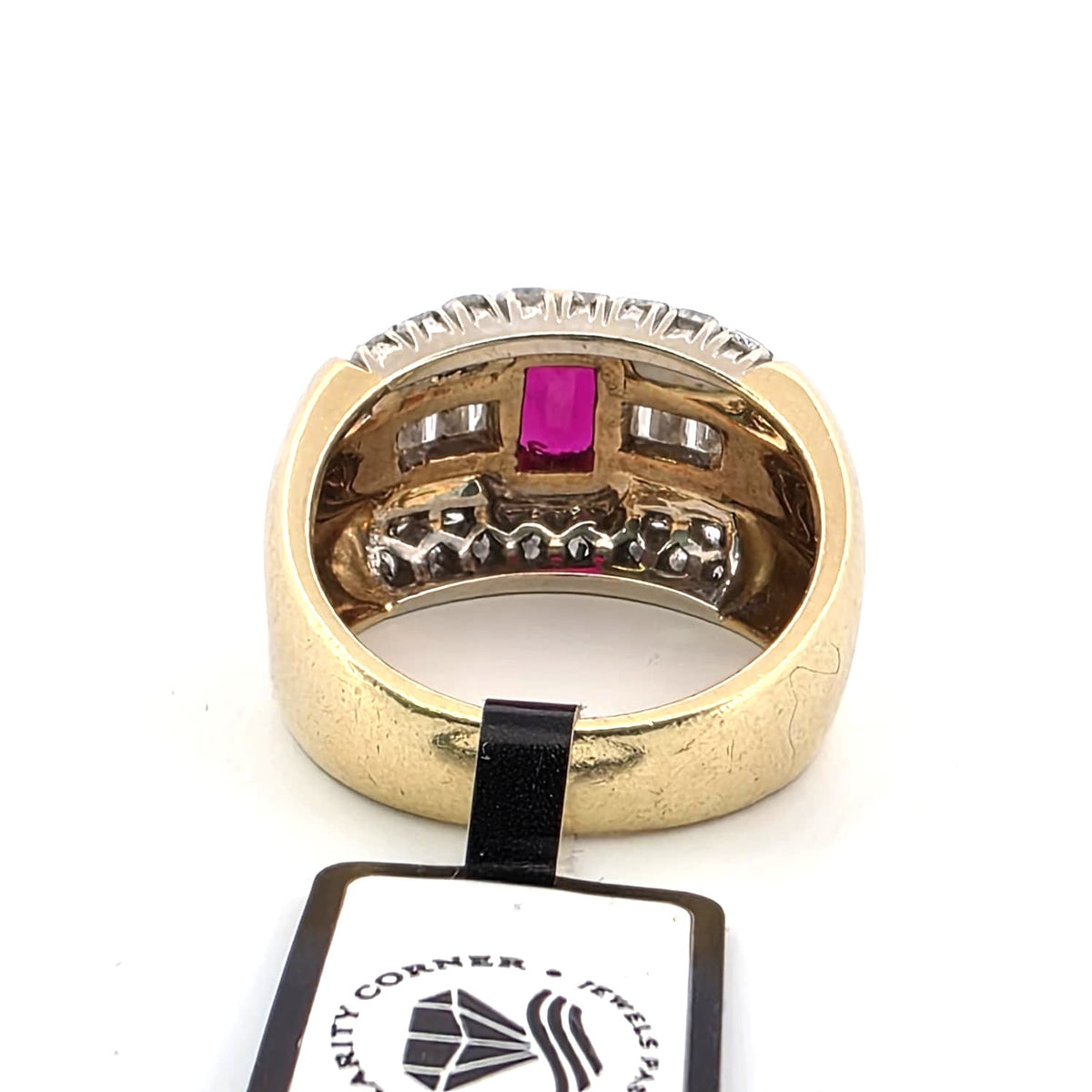 Tank Ring in yellow gold, rubies, and diamonds