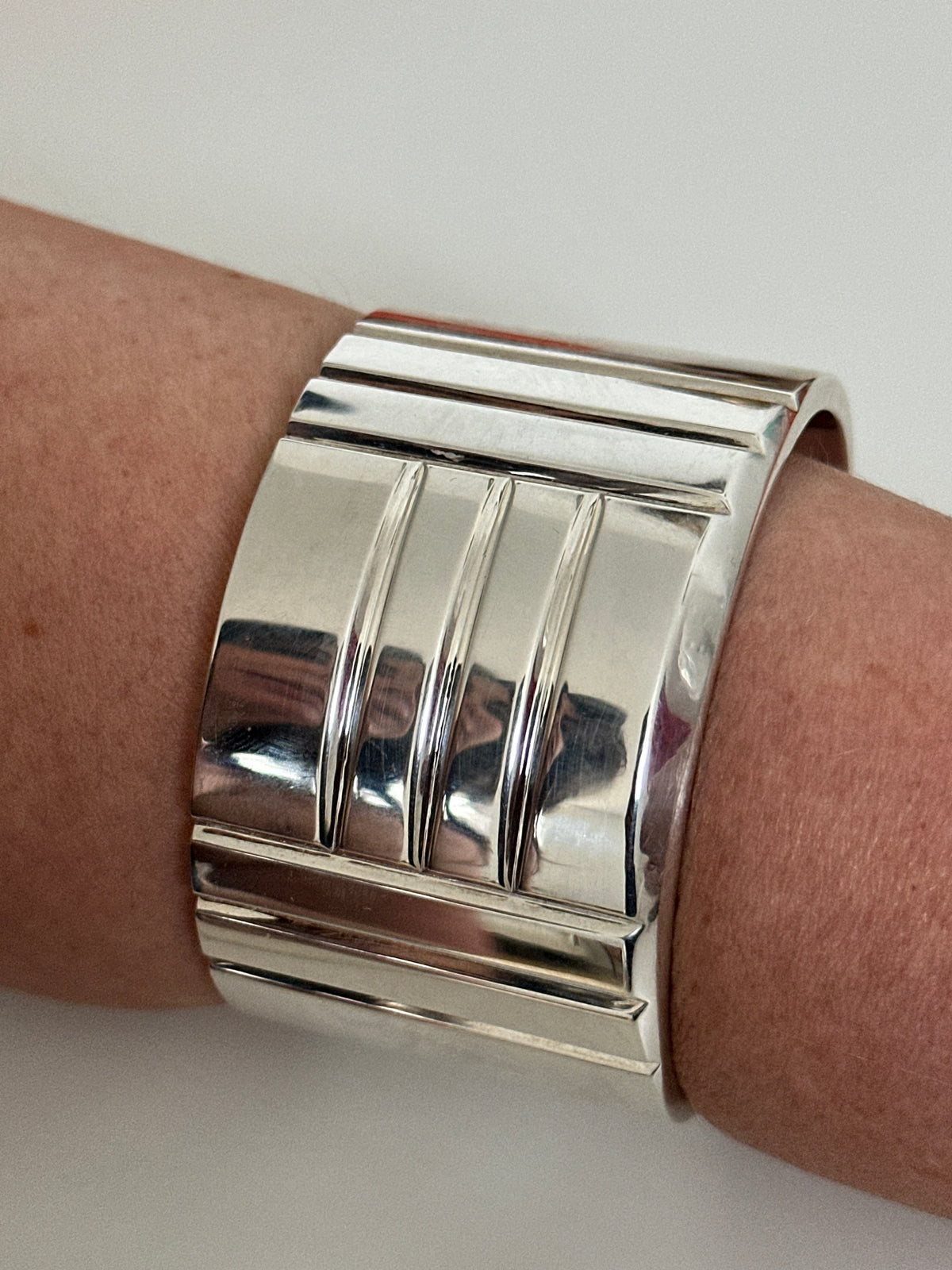 Bracelet Manchette HERMÈS Keyllock Cuff Bracelet en argent