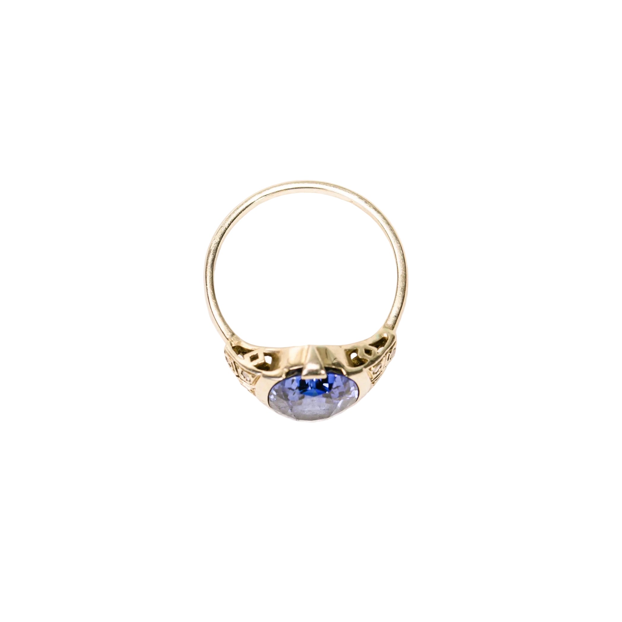 White Gold Solitaire Ring with Diamonds