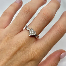 White Gold Solitaire Ring with Diamonds