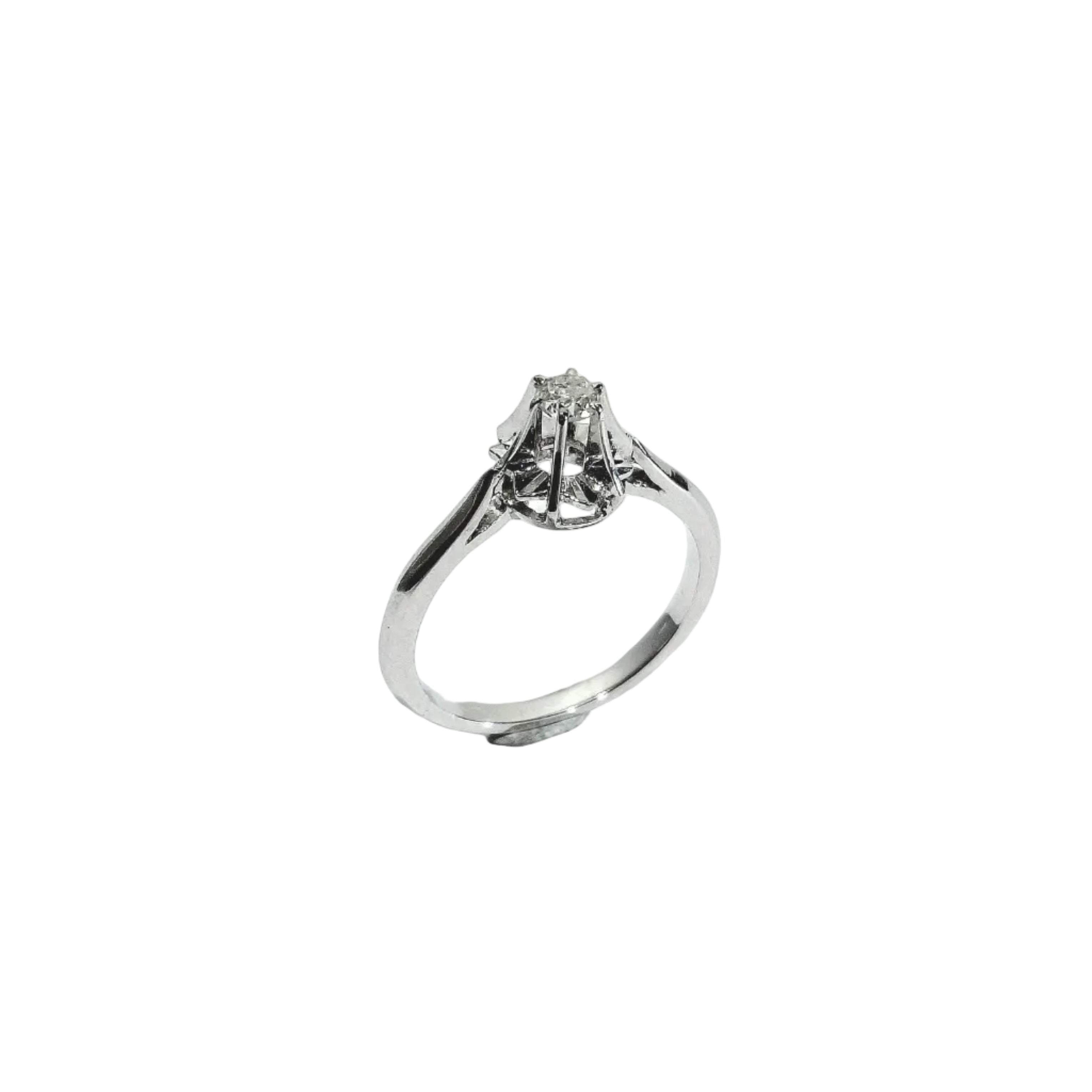 White gold and diamond Solitaire Ring