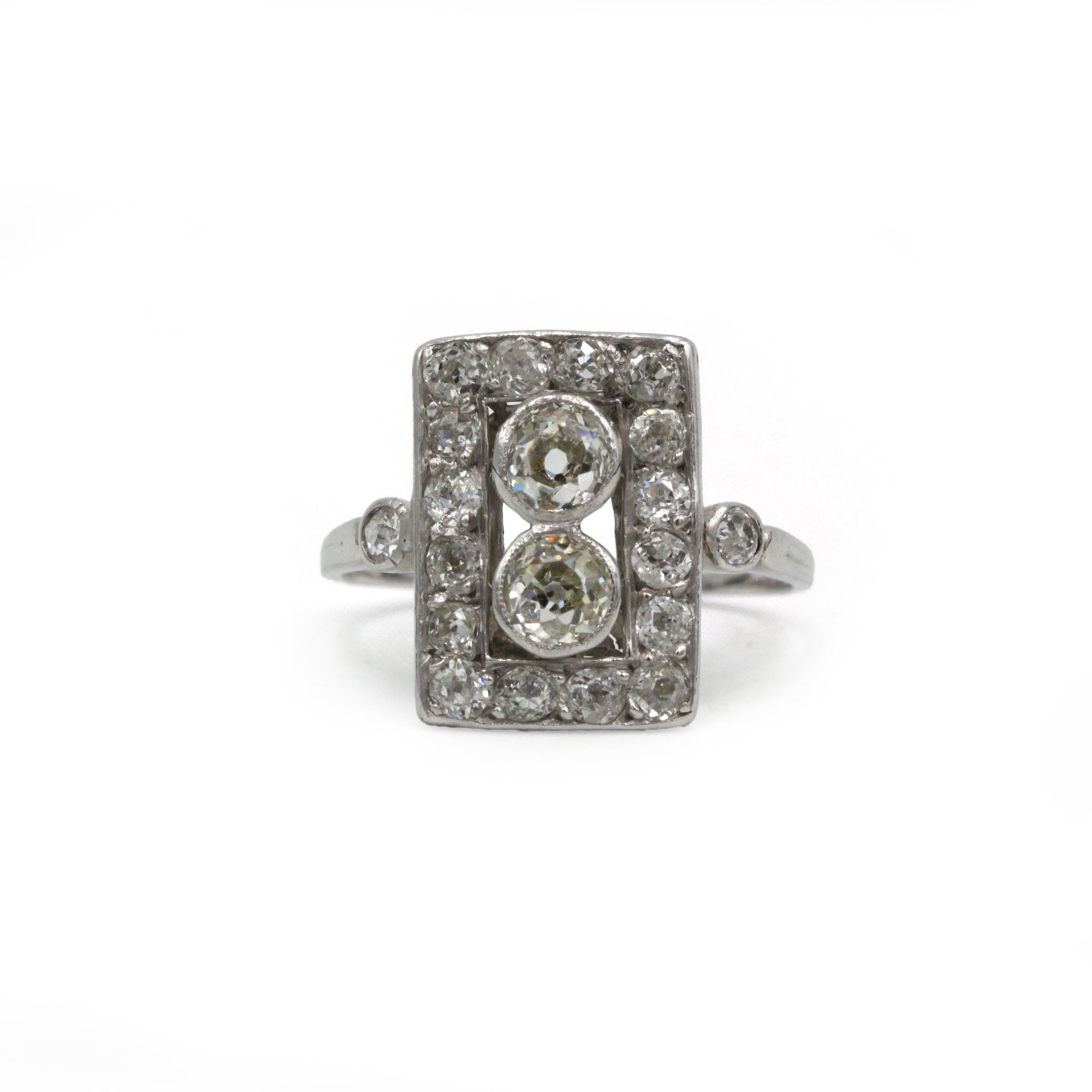 Bague Entourage en or blanc et diamants