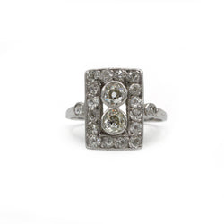 Art Deco Ring in White Gold and Diamonds