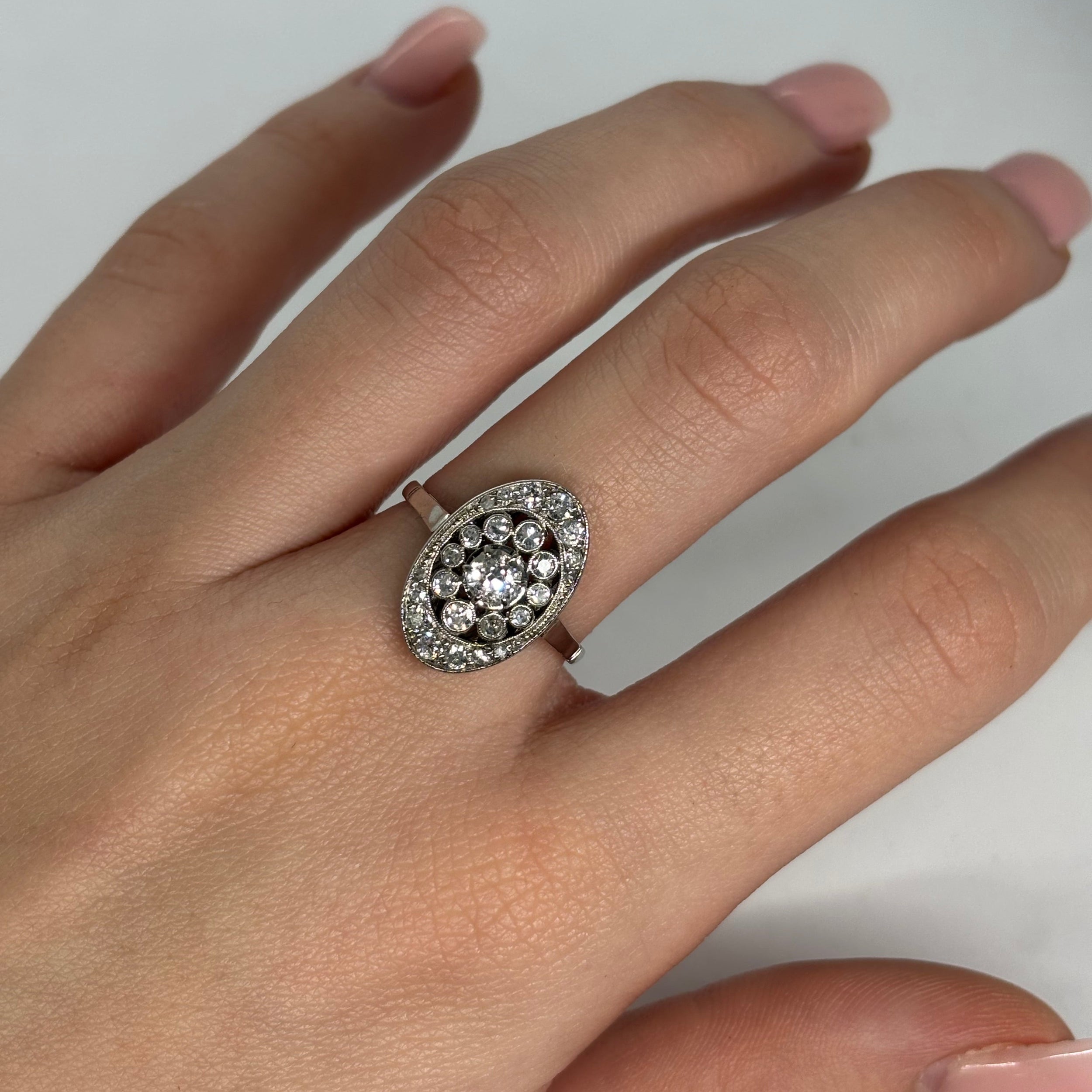 Vintage white gold ring with diamonds, 0.50 ct
