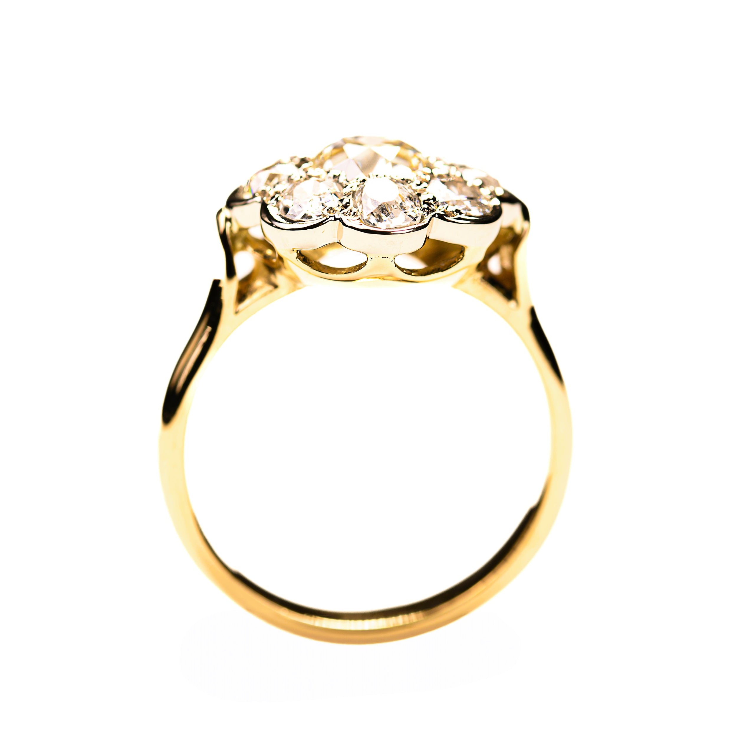 Bague Marguerite en or jaune et diamants