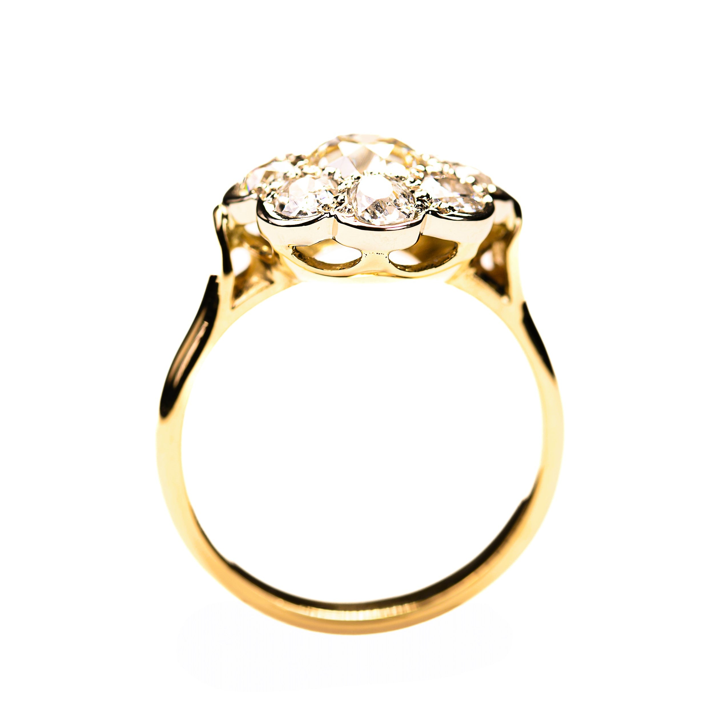 Bague Marguerite en or jaune et diamants