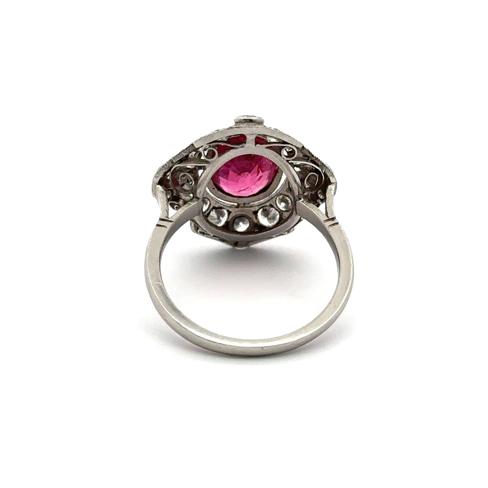 Bague Entourage en platine, rubellite et diamants