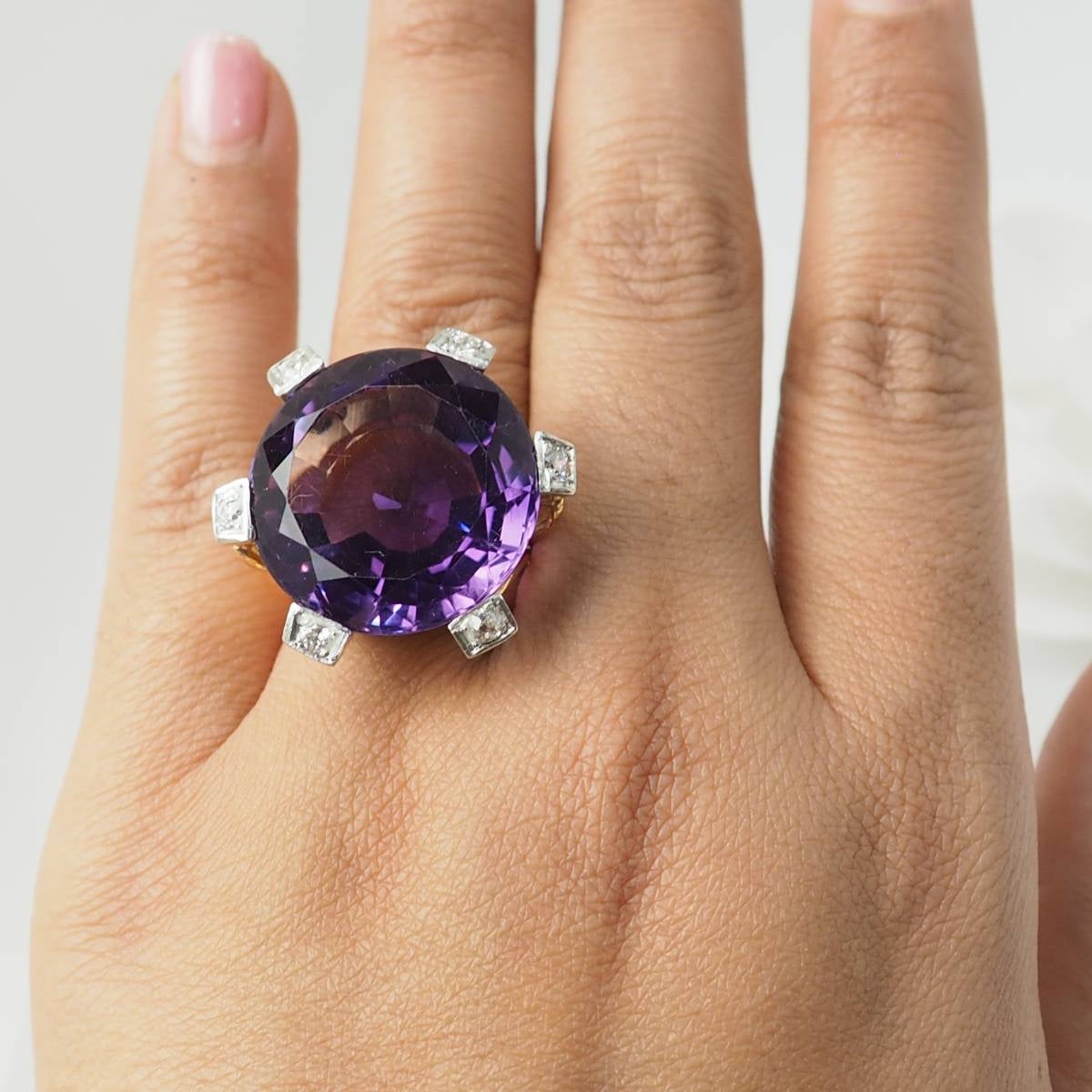 Ring Cocktail in rose gold, amethyst and diamonds