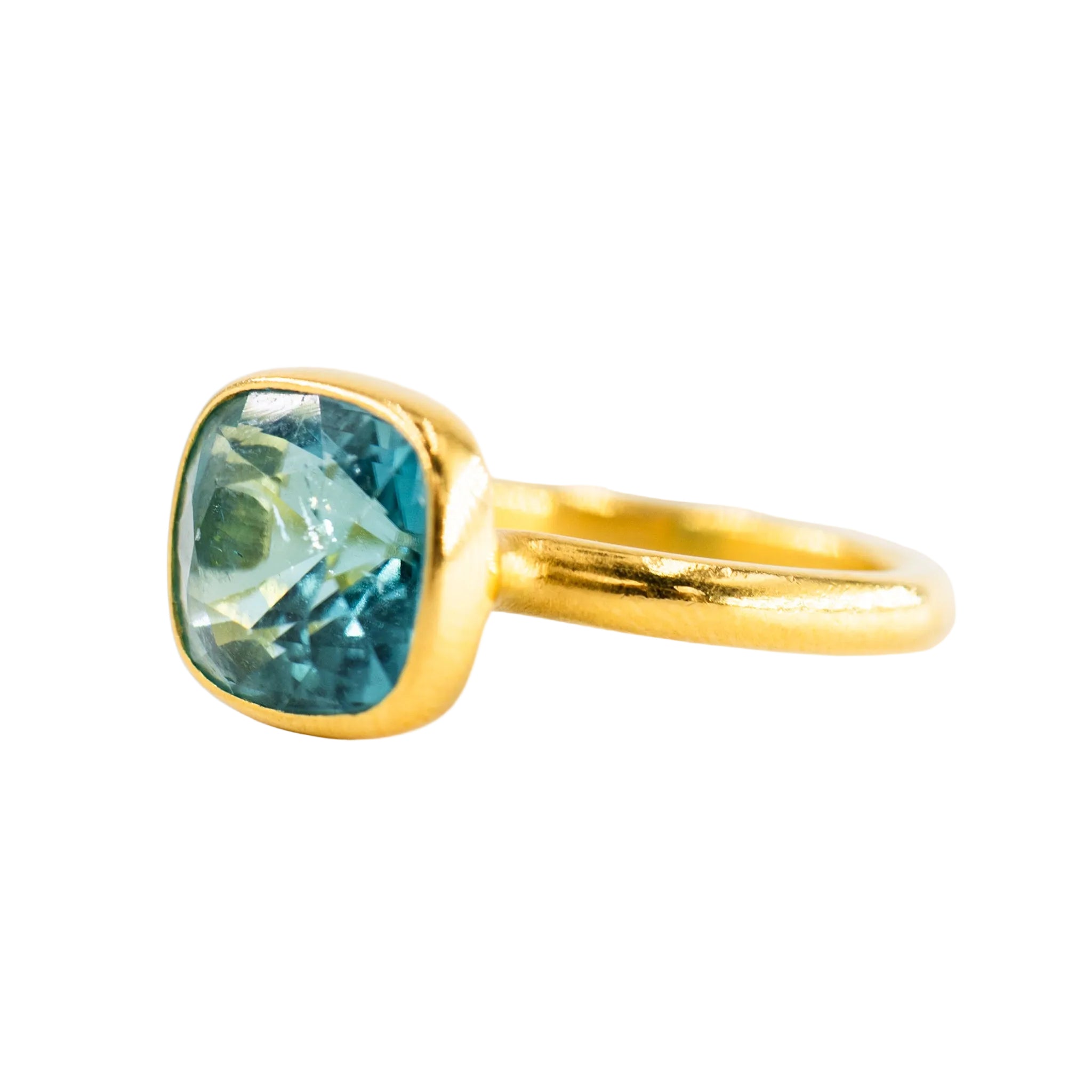 MARIE-HÉLÈNE DE TAILLAC Solitaire Ring in yellow gold and Tourmaline
