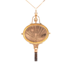 Yellow gold pendant