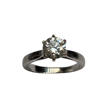 White Gold Solitaire Ring with Diamond
