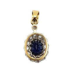 Yellow gold pendant with sapphire and diamonds