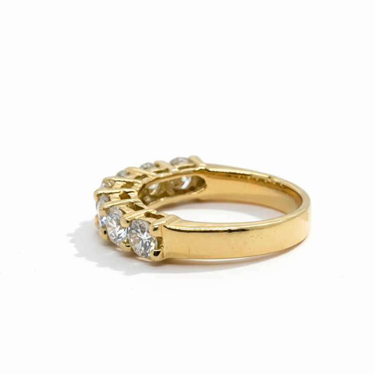Bague Alliance en or jaune et diamants