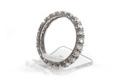 Bague Alliance en or blanc et diamants