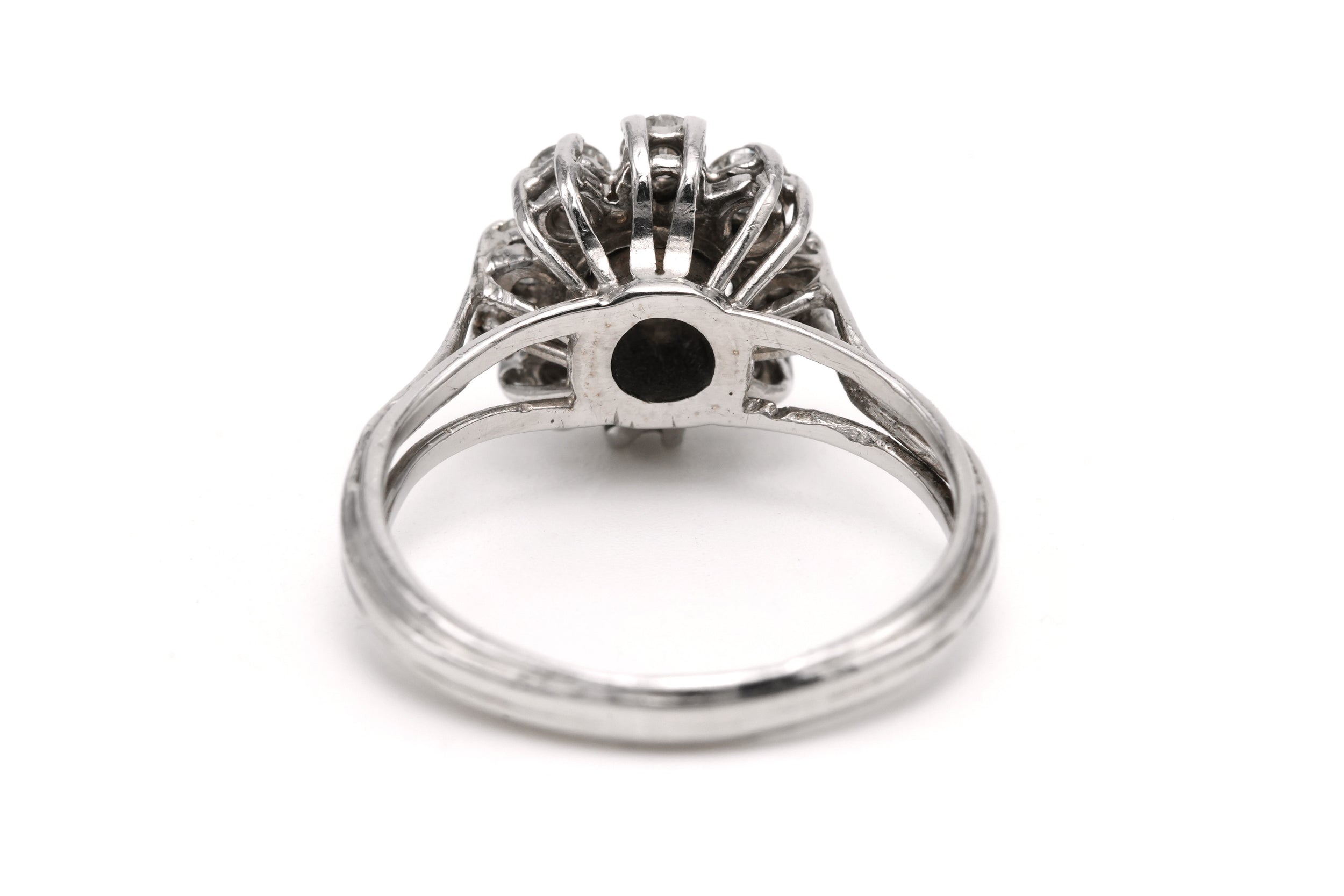 Bague Marguerite en or blanc et diamants