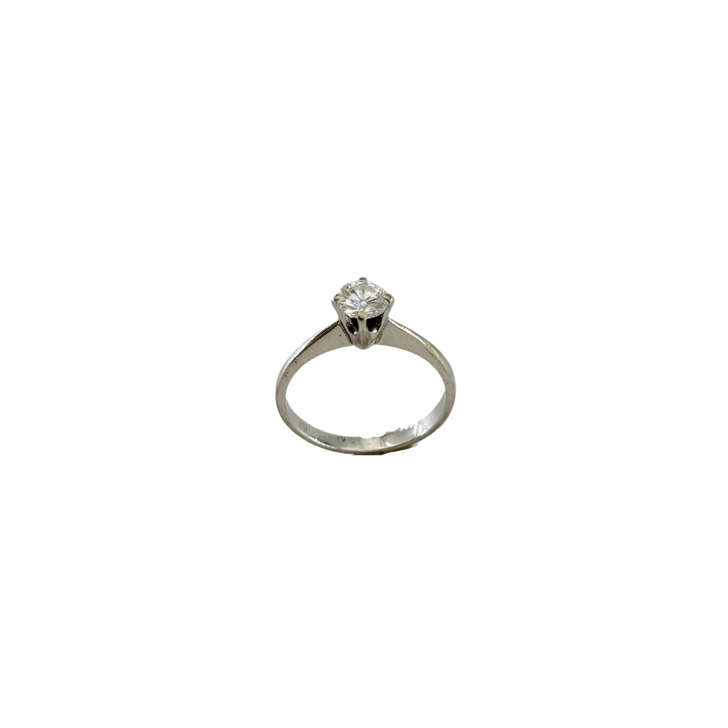 White Gold Solitaire Ring with Diamond