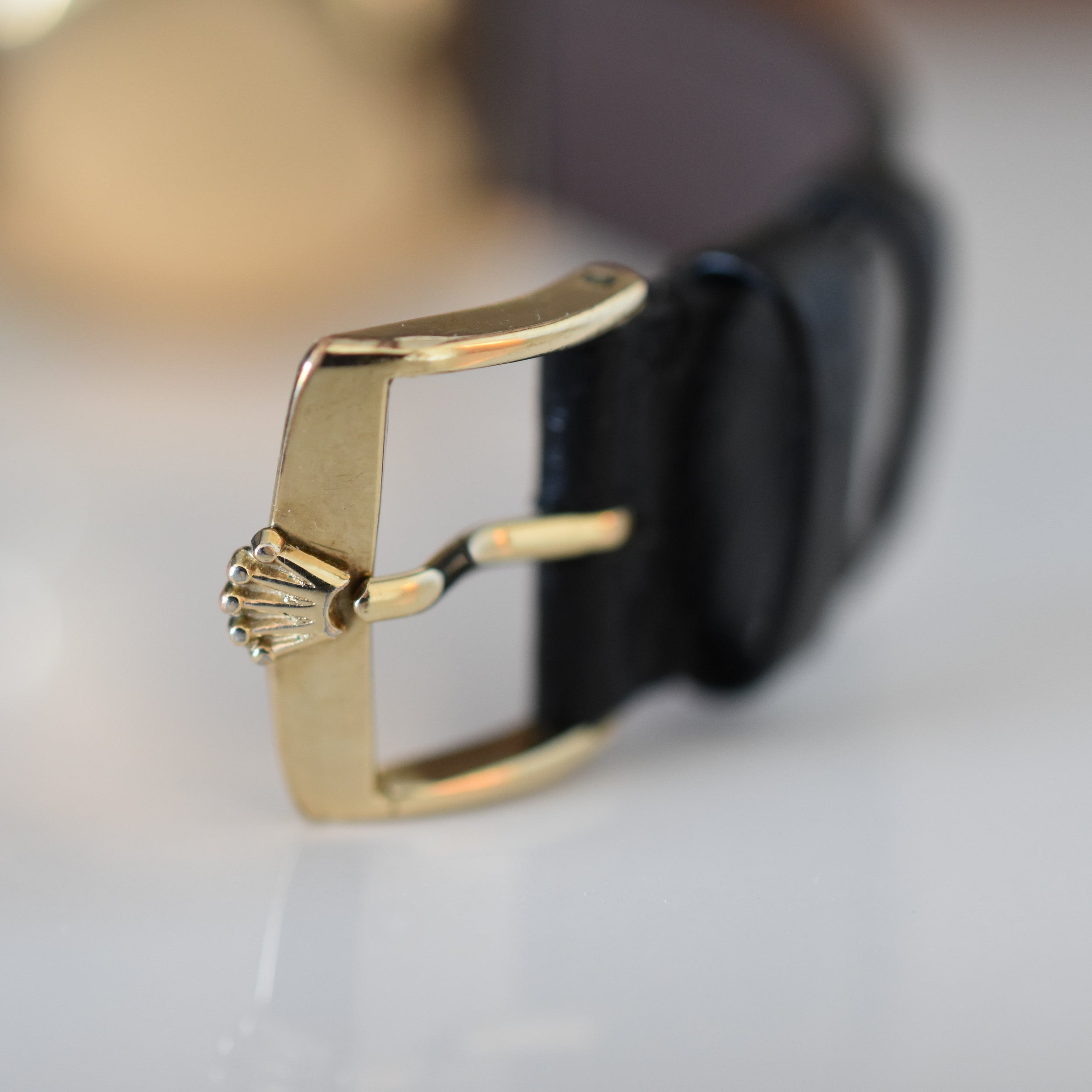 ROLEX "Oyster Perpetual Bubbleback Ovetto" watch in yellow gold and leather