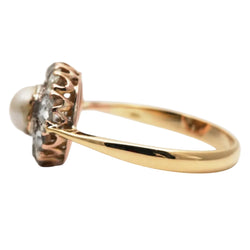 "Entourage" Ring in Yellow Gold, Pearl, and Diamonds