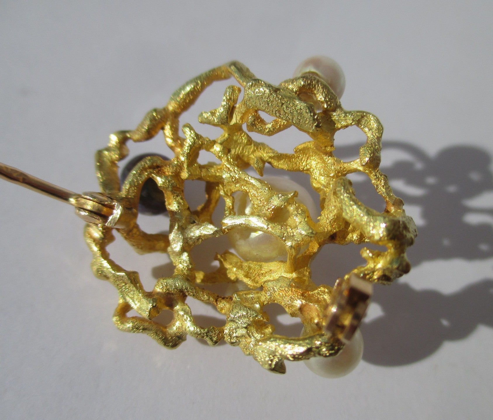 Gold and Pearl Brooch Pin