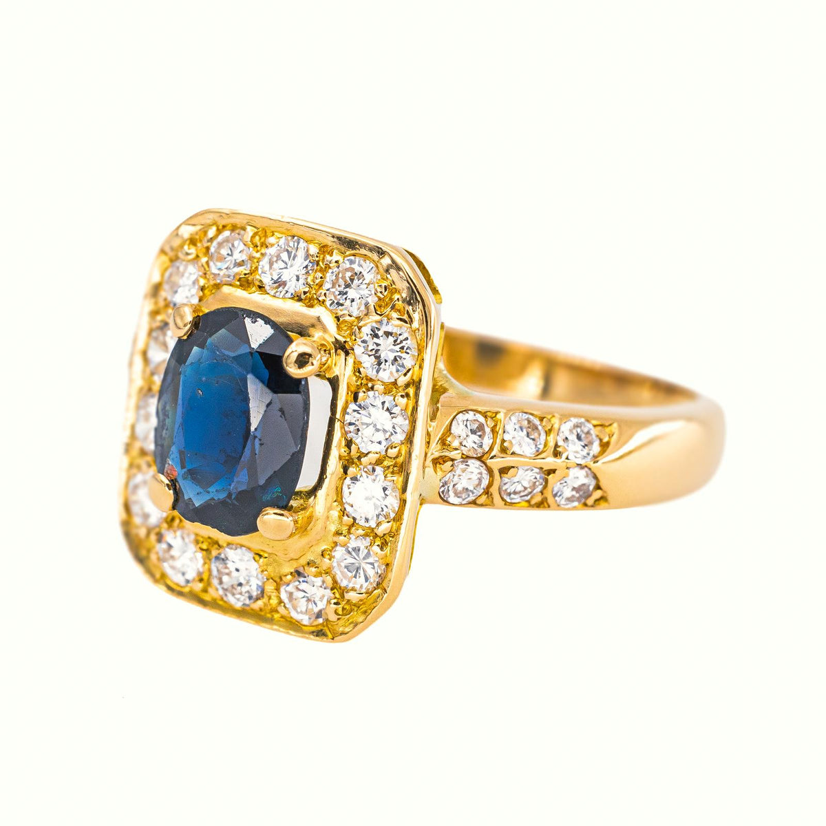 Yellow Gold Sapphire Ring