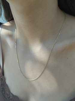 Yellow gold Forçat-link chain