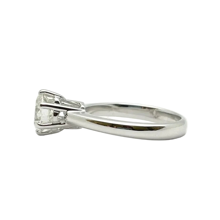 White Gold Solitaire Ring with a Diamond