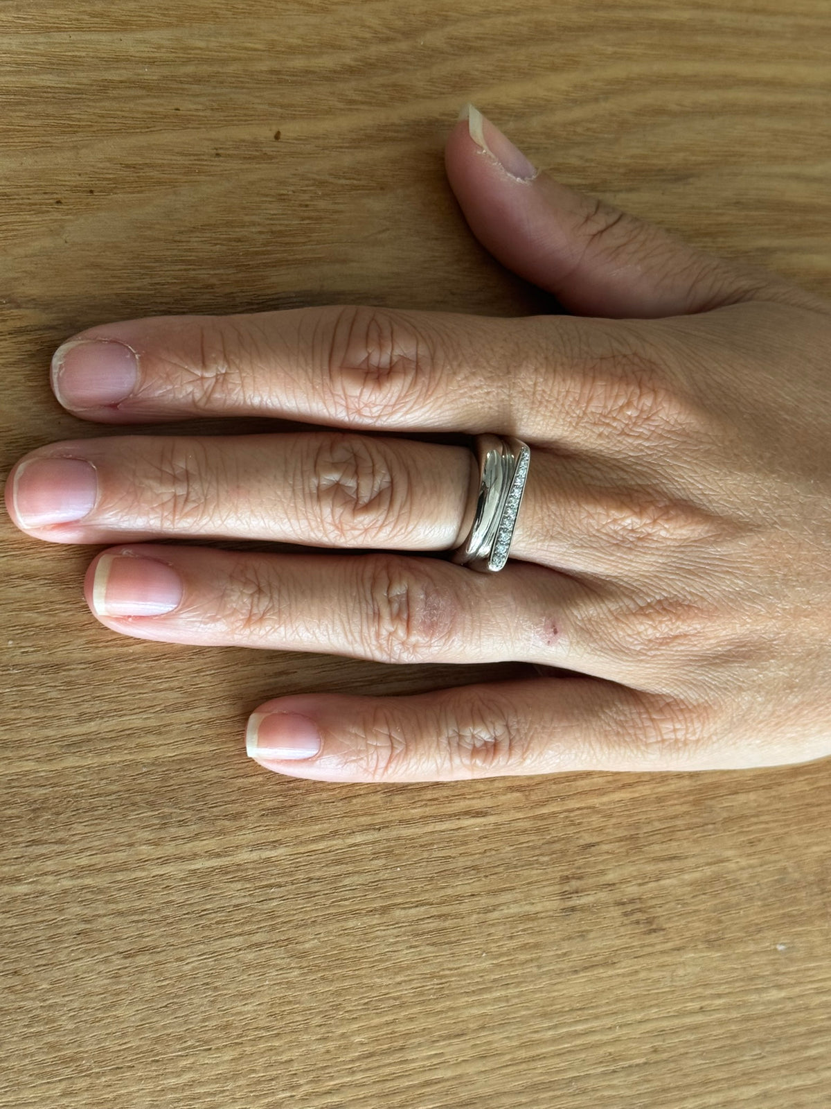 FRED "Success" ring in white gold and diamonds