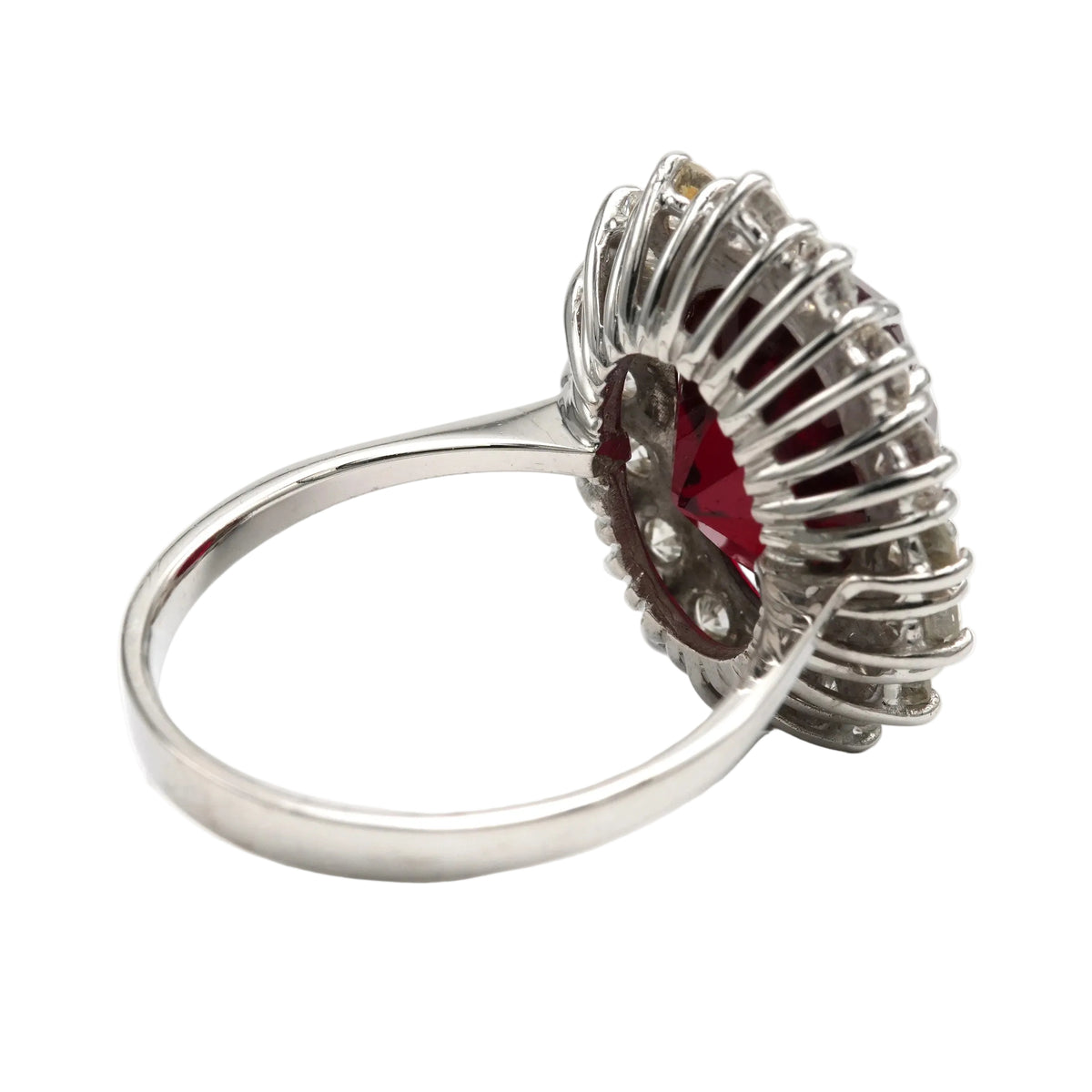 Entourage Ring in white gold, rubies, and diamonds