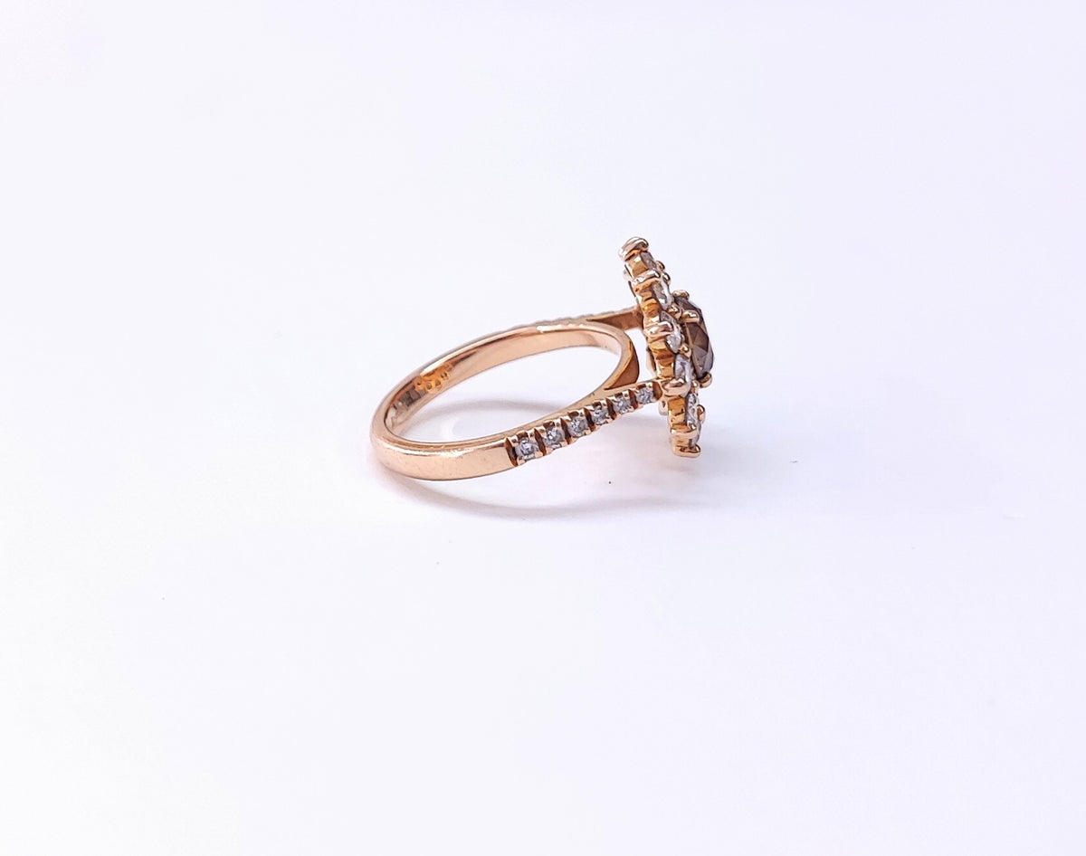 GEMMYO "Lefkos" Entourage Ring in rose gold and diamonds