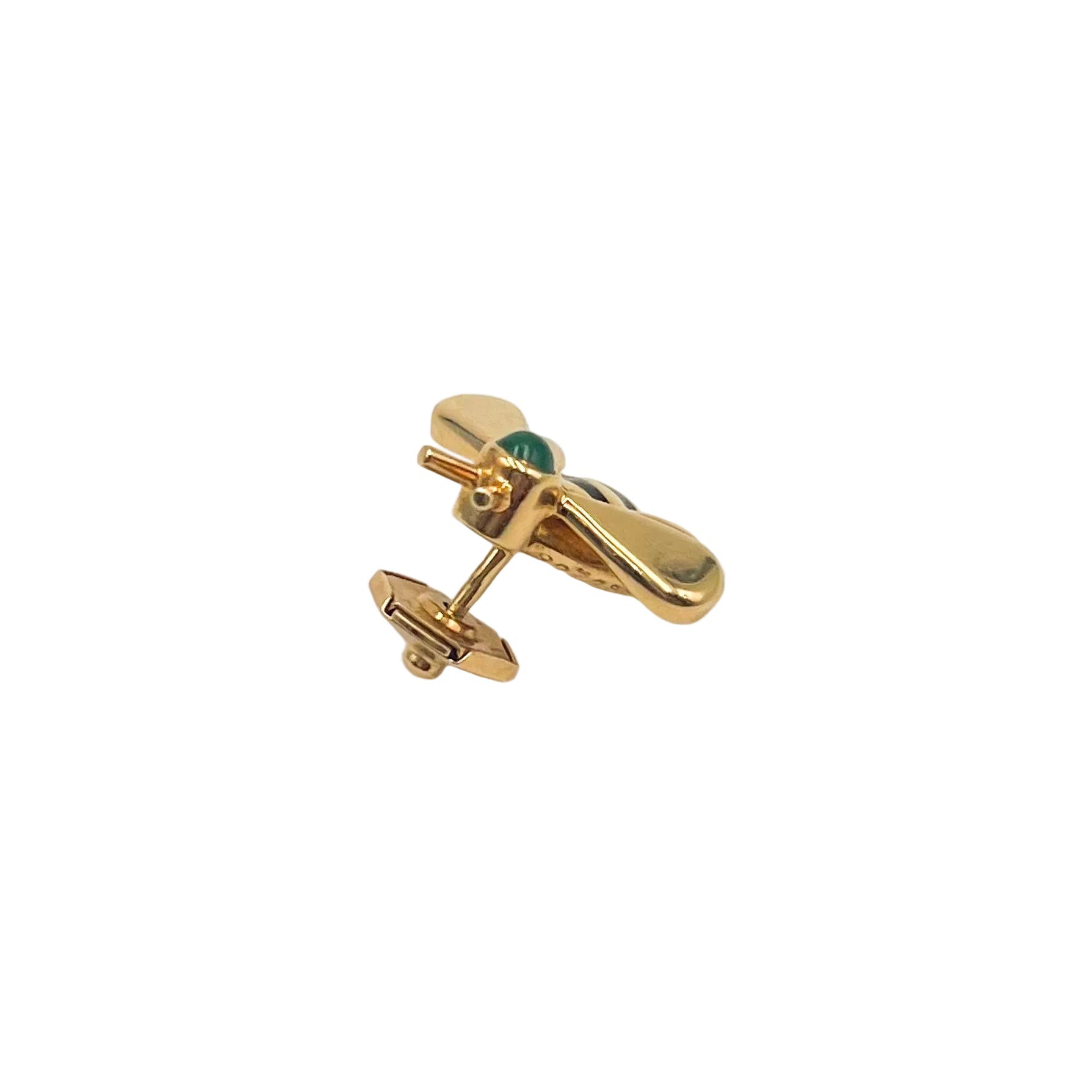 CARTIER "Bee" Brooch in yellow gold, Enamel, and Emerald