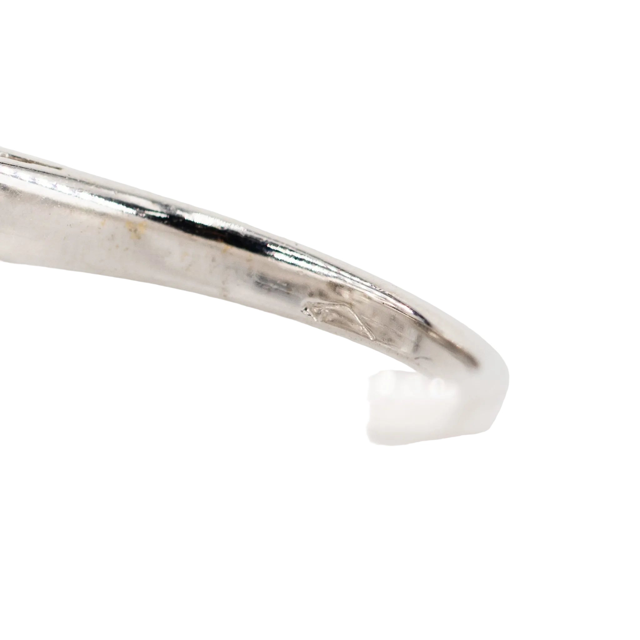 Entourage Ring in White Gold and Diamonds