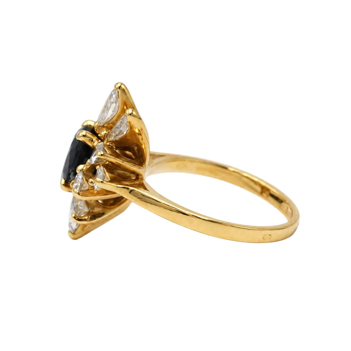 Bague Marguerite en or jaune, saphir et diamants