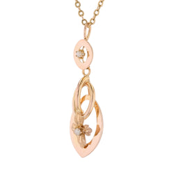 Rose gold and pearl pendant