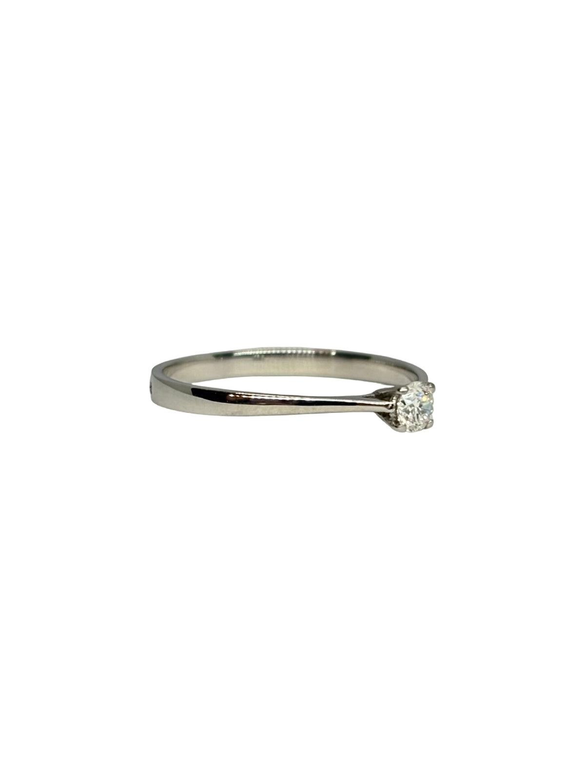 White Gold Solitaire Ring with Diamond