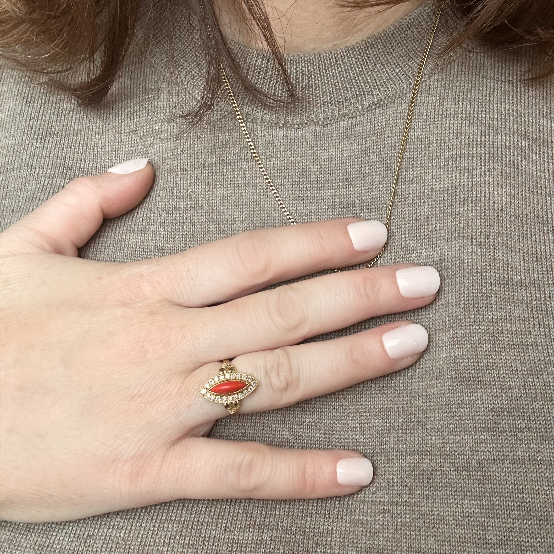 Ring coral marquise