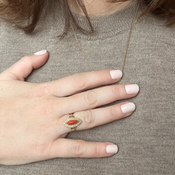 Ring coral marquise