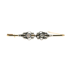 Brooch made of yellow gold, silver, and diamonds