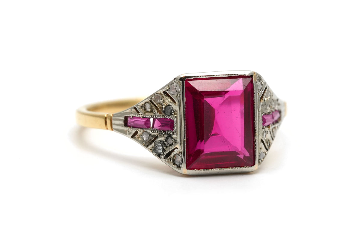 Art Deco ring in white gold, yellow gold, rubies, and diamonds