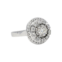 White Gold Daisy Ring with Diamond