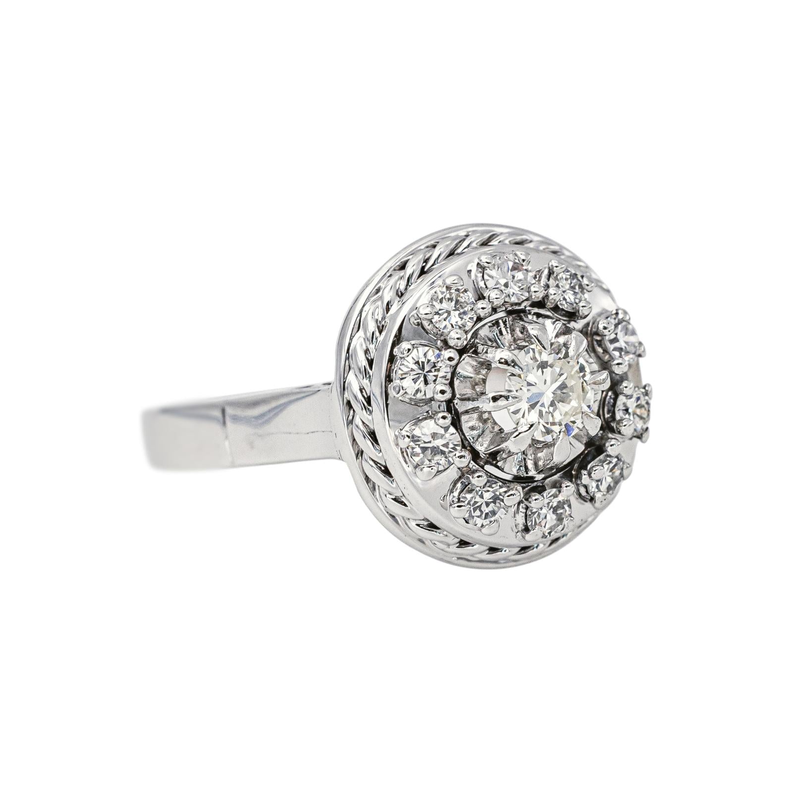 White Gold Daisy Ring with Diamond